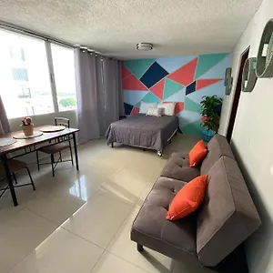  Apartment Front Apt At Isla Tower